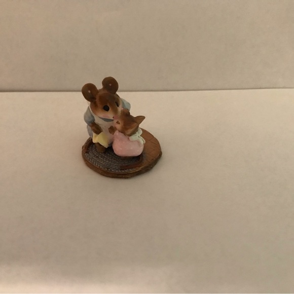 WFF “Don’t cry” M-149 RETIRED - Picture 6 of 7